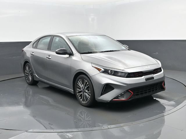 Used 2023 Kia Forte GT-Line FWD image 3