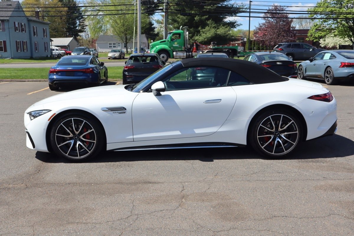 Used 2022 Mercedes-Benz SL 55 AMG 4MATIC image 8