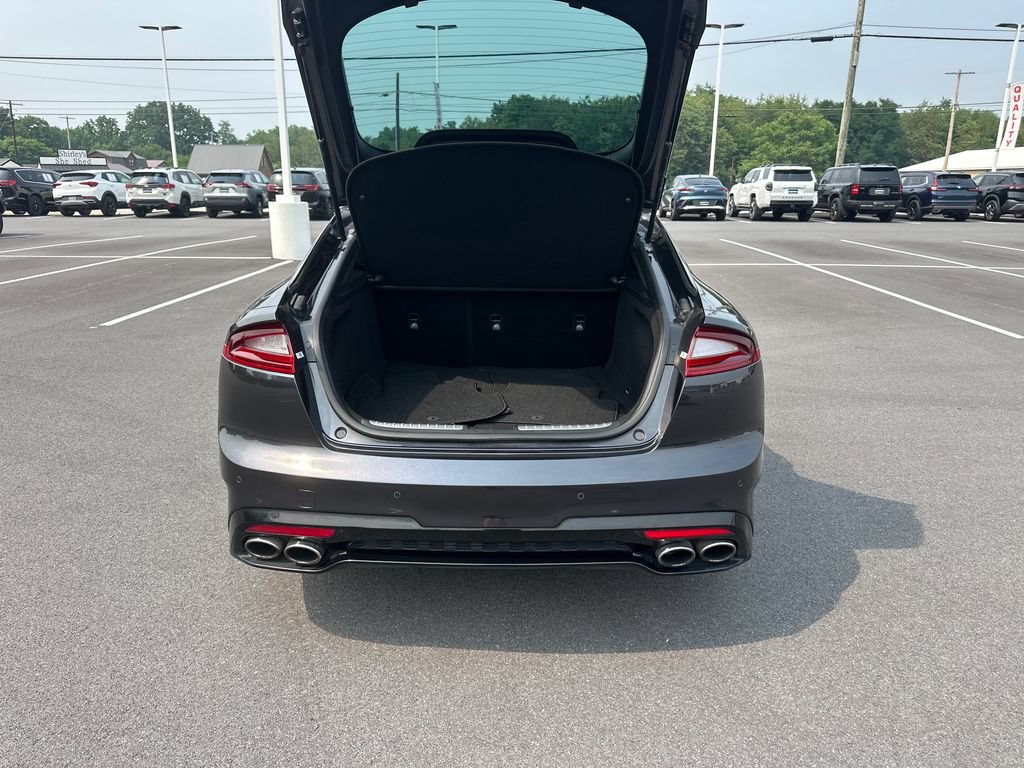 Used 2018 Kia Stinger GT RWD image 12