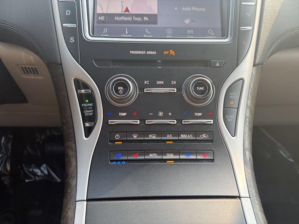 Used 2019 Lincoln Nautilus Reserve AWD/4WD image 15