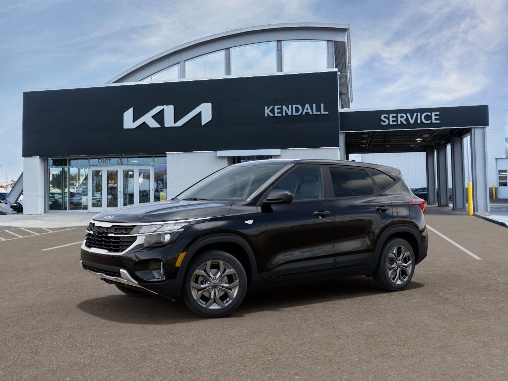 New 2026 Kia Seltos LX FWD image 3