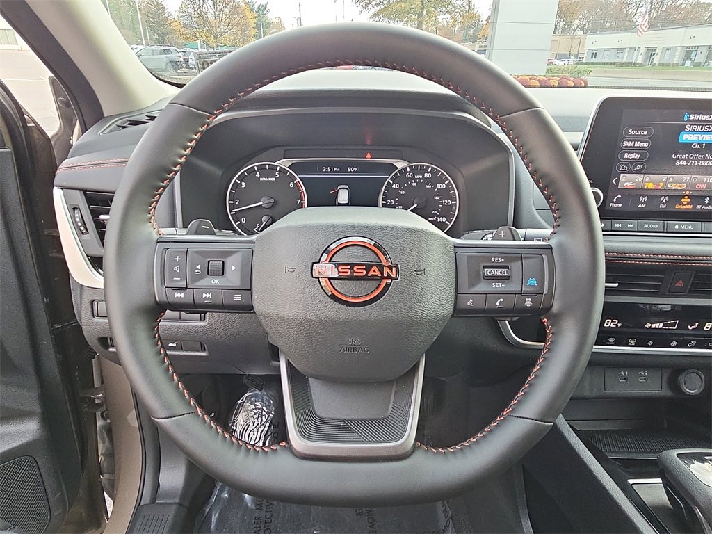 Certified 2025 Nissan Rogue SV image 23