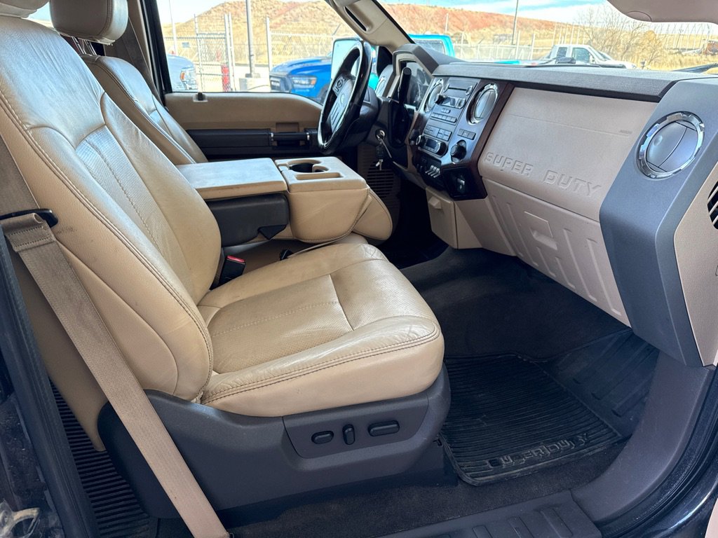 Used 2012 Ford F250 Lariat w/ Chrome Pkg image 9