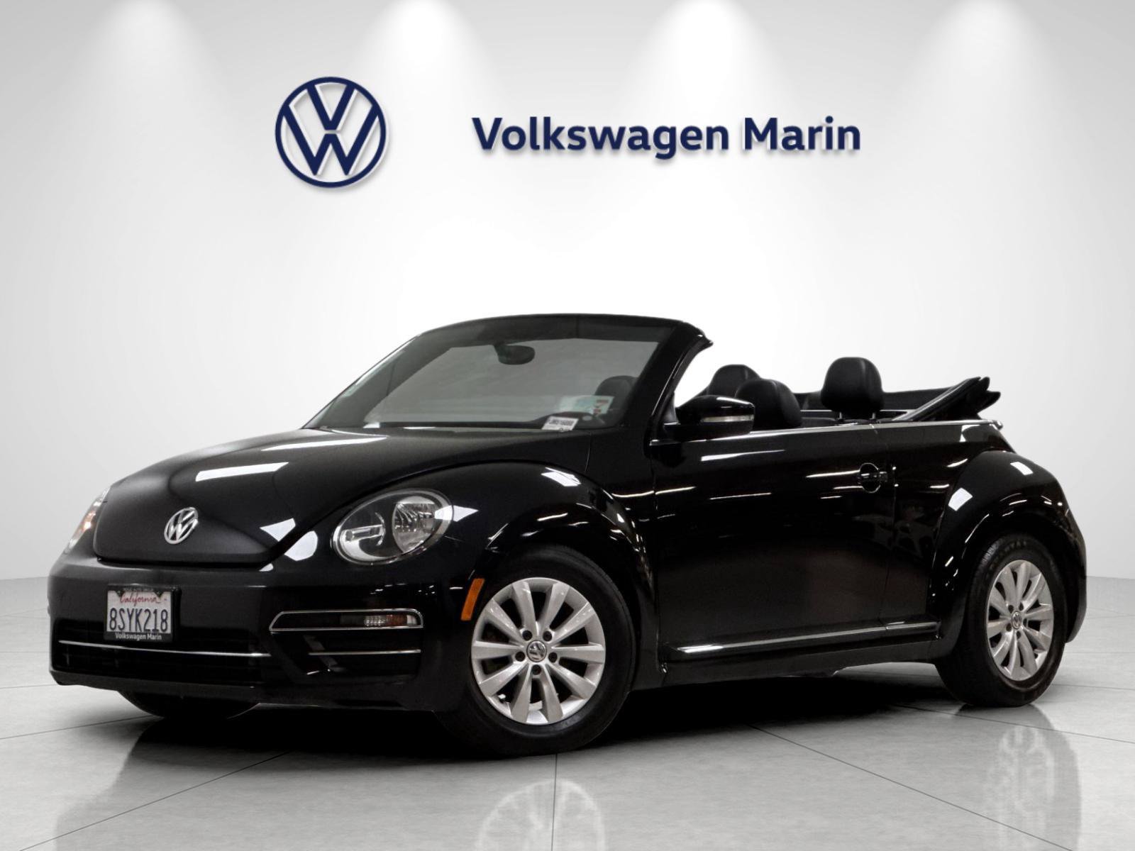 Used 2018 Volkswagen Beetle 2.0T FWD image 1