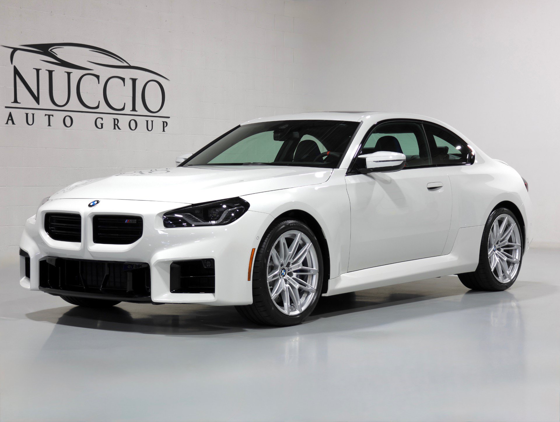 Used 2026 BMW M2 w/ Lighting Package RWD image 28