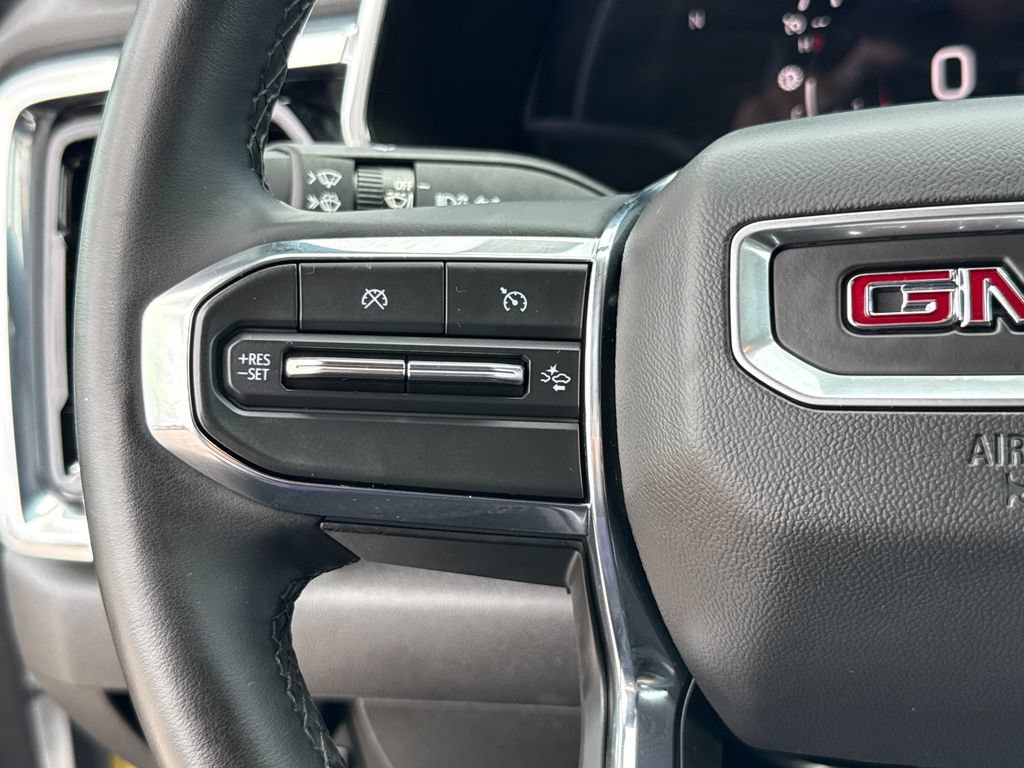 Used 2023 GMC Canyon Elevation w/ Elevation Premium Package RWD image 16