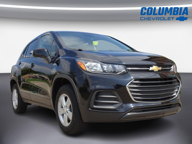 Used 2022 Chevrolet Trax LS w/ Tint and Cruise Package AWD/4WD image 8