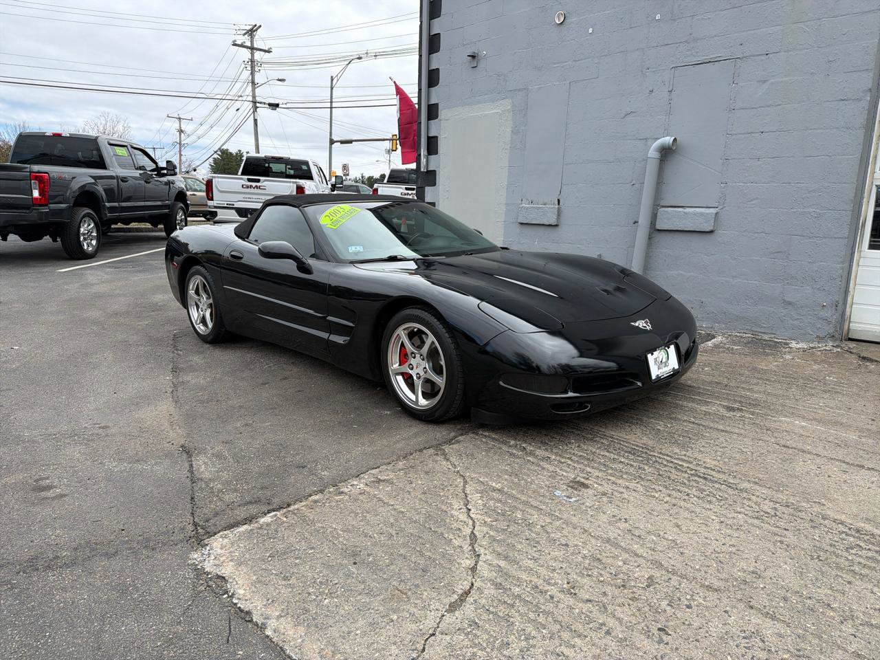 Used 2003 Chevrolet Corvette Convertible w/ Preferred Equipment Group1 RWD image 2