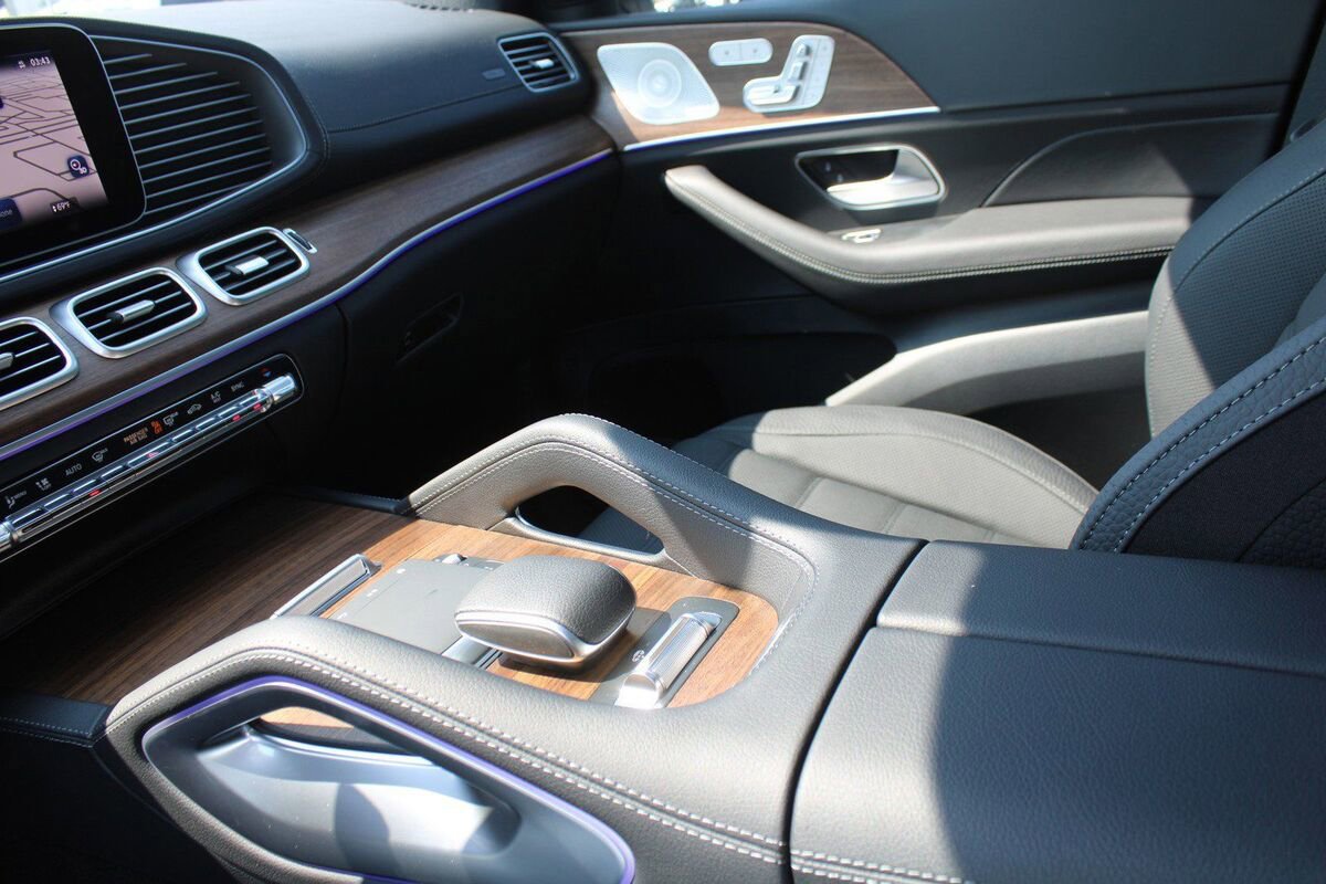 New 2025 Mercedes-Benz GLS 450 4MATIC image 24