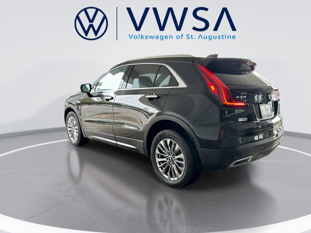Used 2025 Cadillac XT4 Premium Luxury FWD image 5