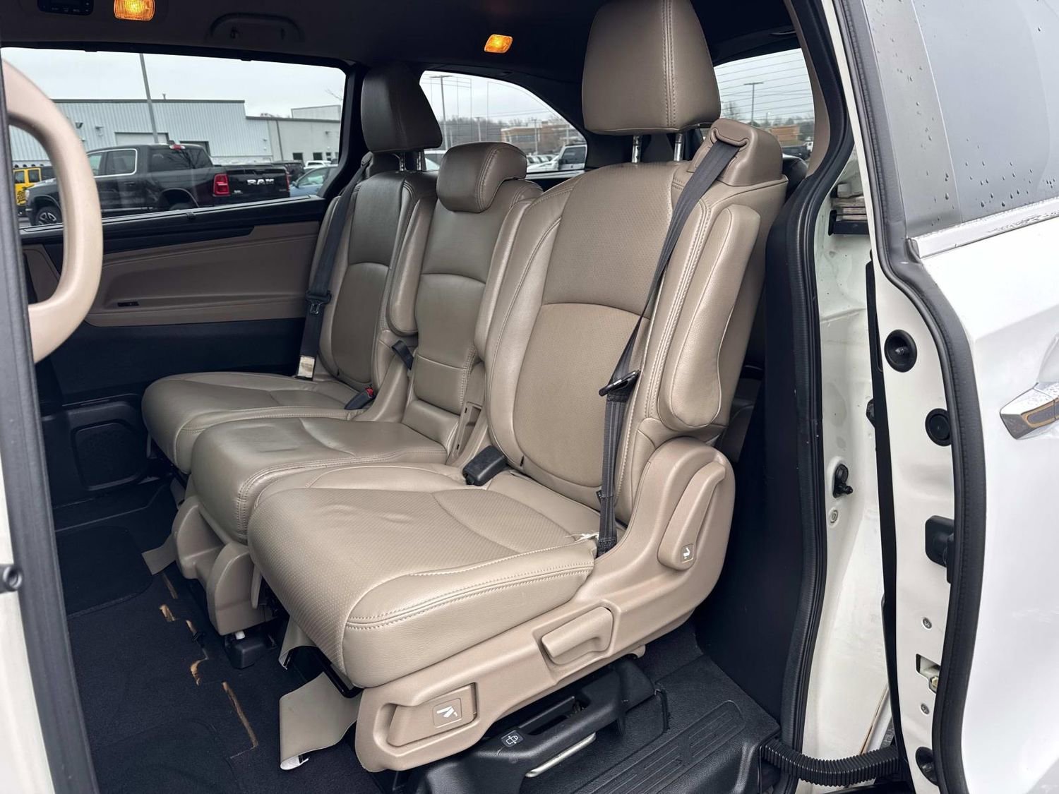 Used 2018 Honda Odyssey EX image 14