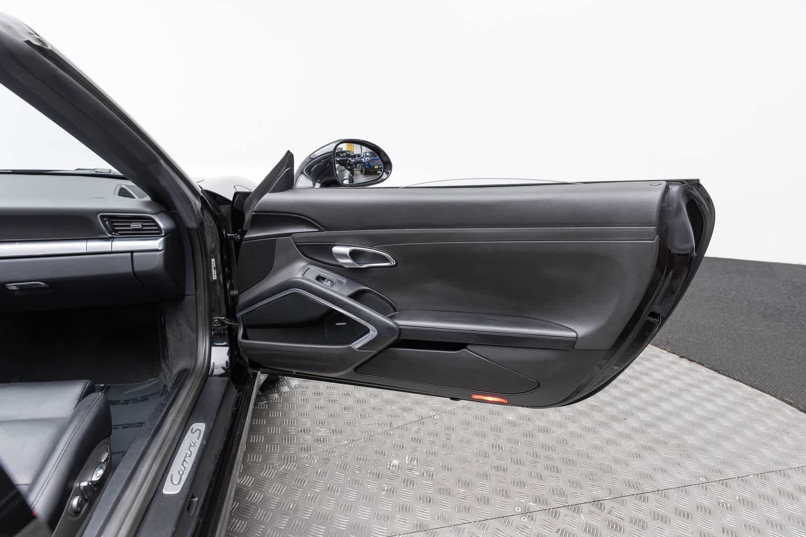 Used 2016 Porsche 911 Carrera S RWD image 41