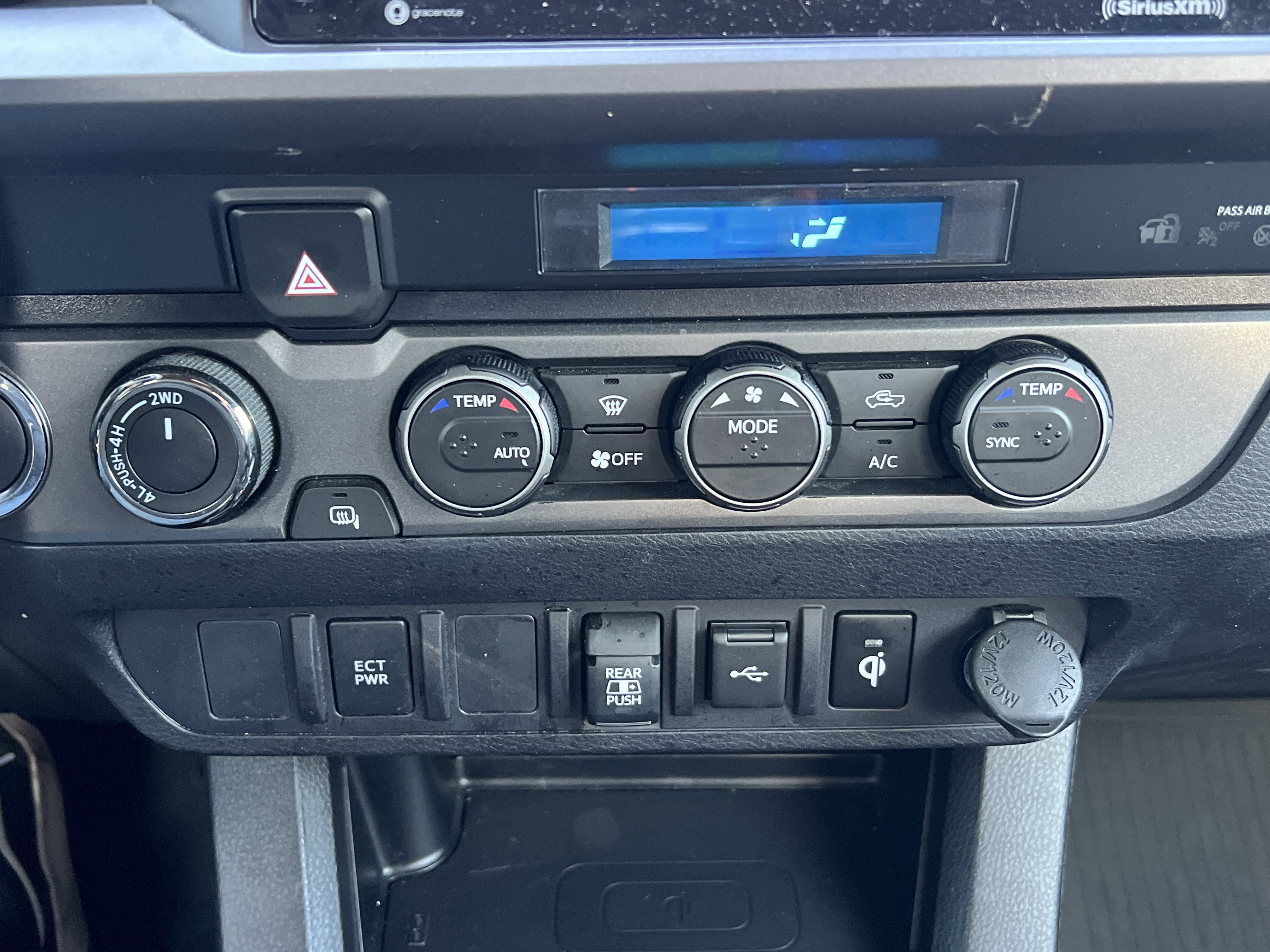 Used 2022 Toyota Tacoma SR image 12