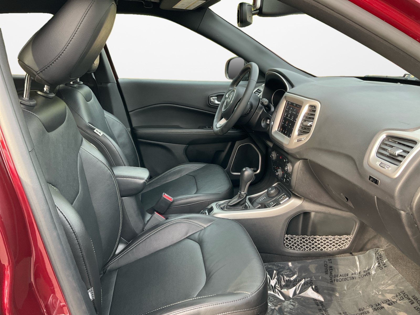 Used 2021 Jeep Compass Latitude w/ Sun and Sound Group AWD/4WD image 17