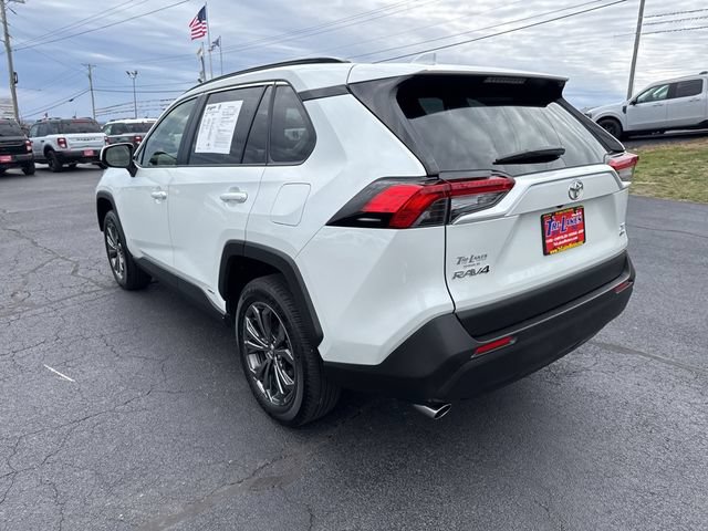 Used 2025 Toyota RAV4 XLE Premium AWD/4WD image 4
