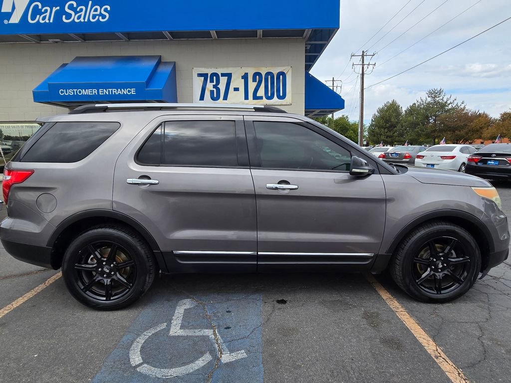 Used 2012 Ford Explorer XLT FWD image 9
