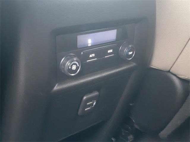 Certified 2023 Chevrolet Traverse LS image 18