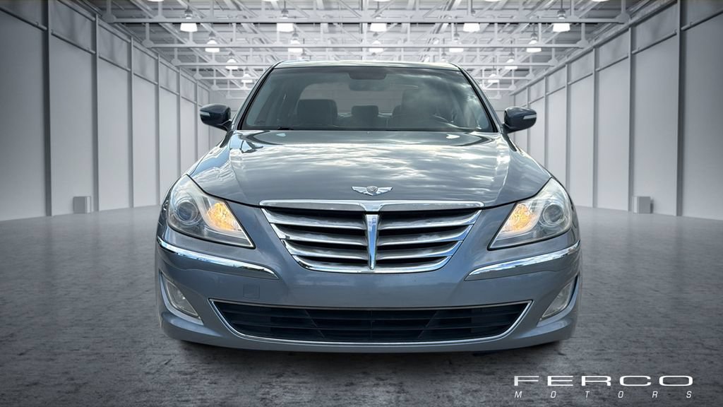 Used 2014 Hyundai Genesis 3.8 RWD image 7
