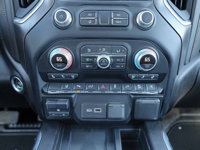 Used 2022 GMC Sierra 2500 AT4 w/ AT4 Preferred Package AWD/4WD image 34