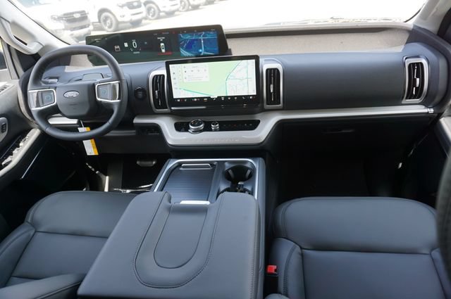 New 2027 Ford Expedition Max Active RWD image 6