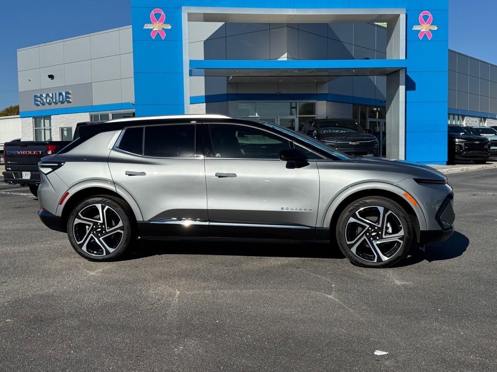 New 2026 Chevrolet Equinox EV LT w/ Convenience Package II image 2