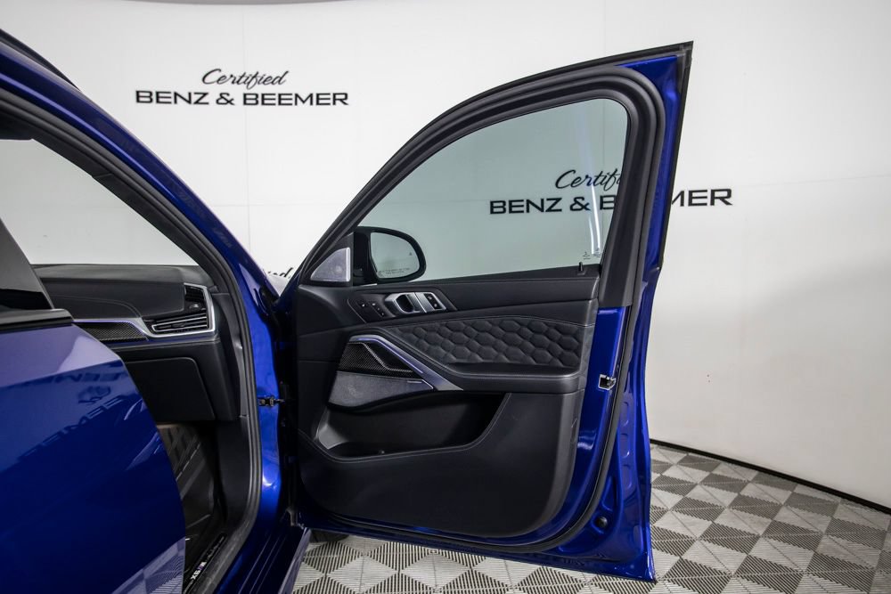 Used 2020 BMW X6 M Competition w/ Executive Package AWD/4WD image 19