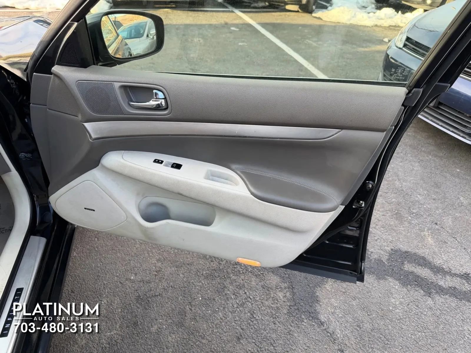 Used 2012 INFINITI G37 x Sedan w/ Premium Pkg image 18