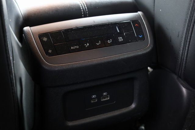 Certified 2024 Nissan Pathfinder SL image 25