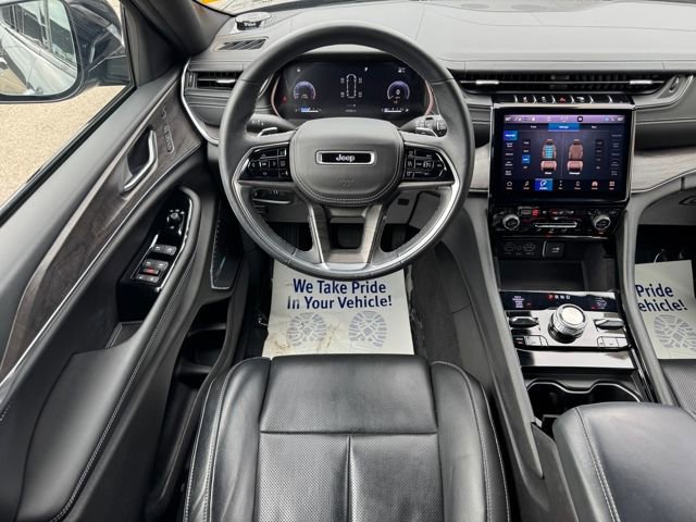 Used 2021 Jeep Grand Cherokee L Overland w/ Luxury Tech Group IV image 19