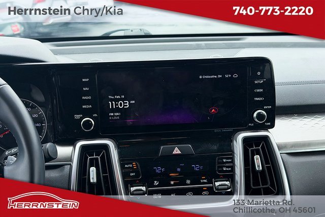 Used 2023 Kia Sorento EX image 9