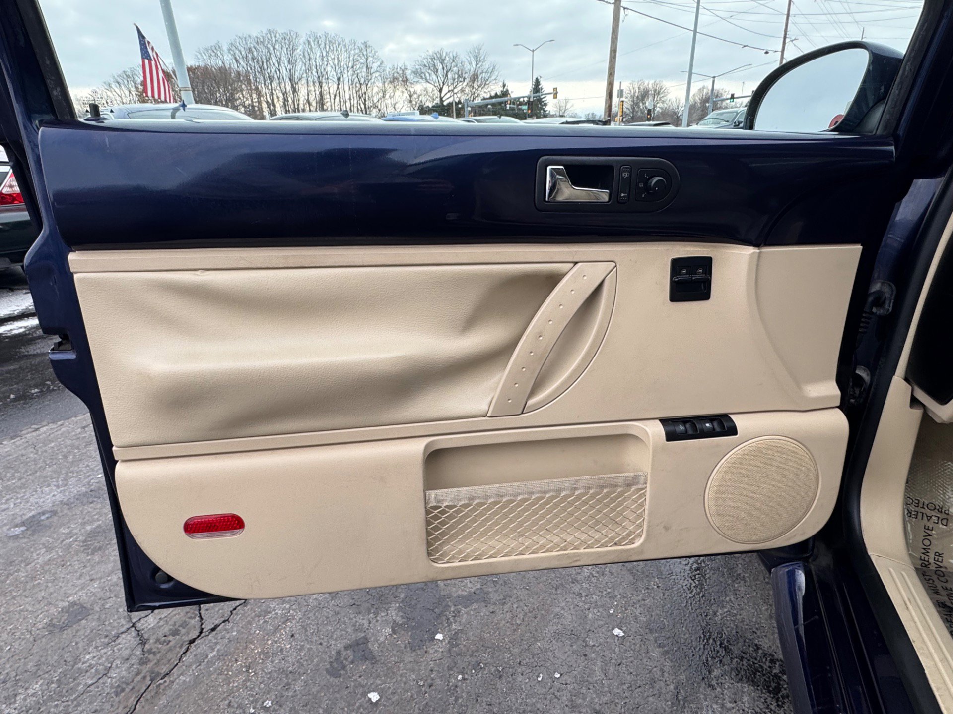 Used 2002 Volkswagen Beetle GLS image 5