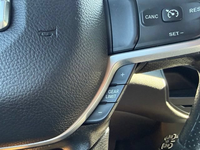 Used 2024 RAM 3500 SLT w/ Quick Order Package 2YG SLT AWD/4WD image 32