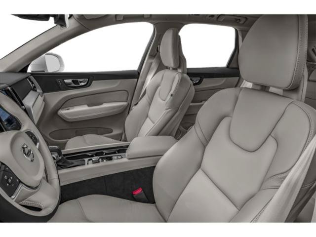 Used 2020 Volvo XC60 T6 Momentum w/ Protection Package Premier AWD/4WD image 9