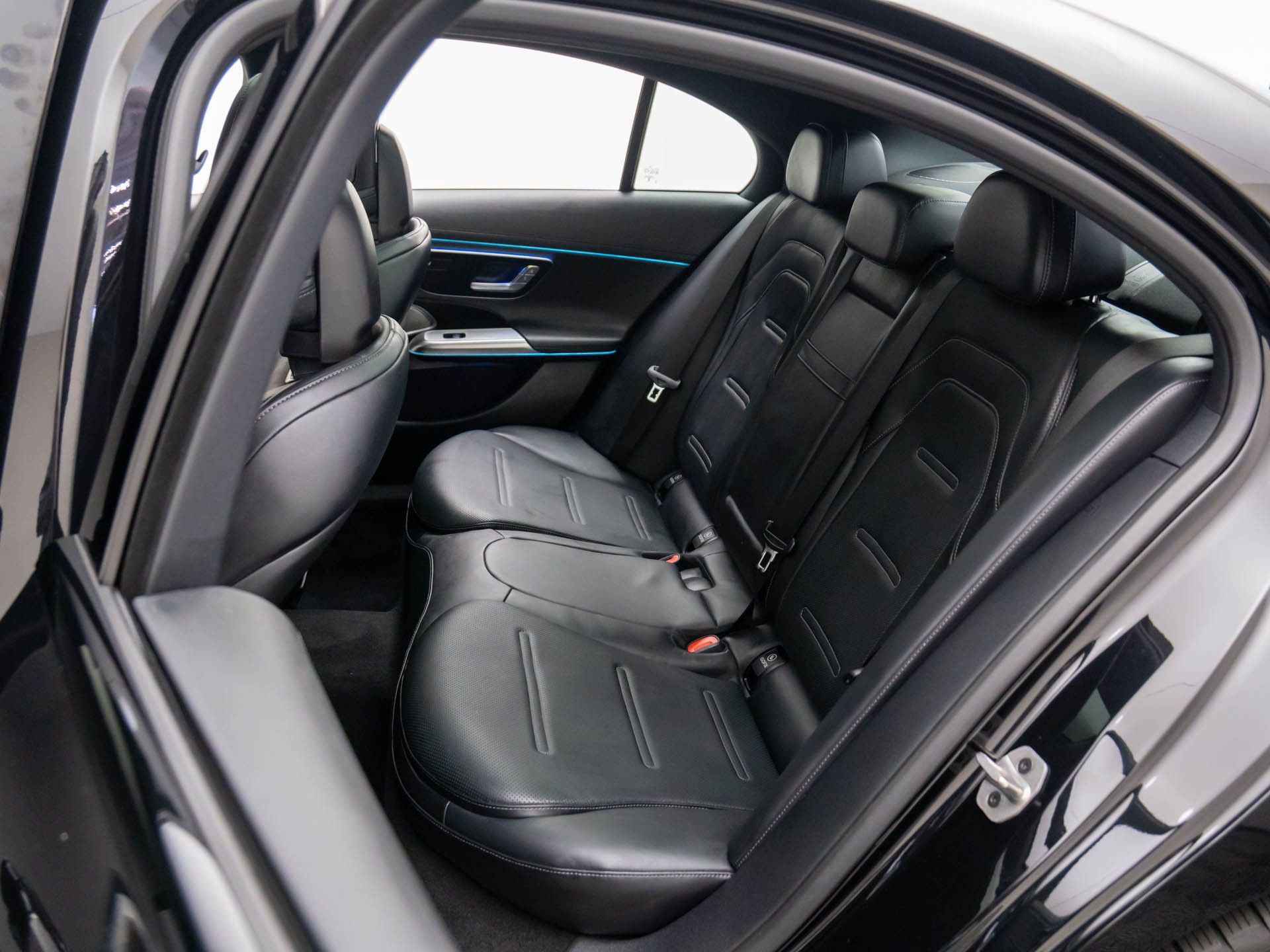 New 2026 Mercedes-Benz E 53 AMG e 4MATIC Sedan image 19