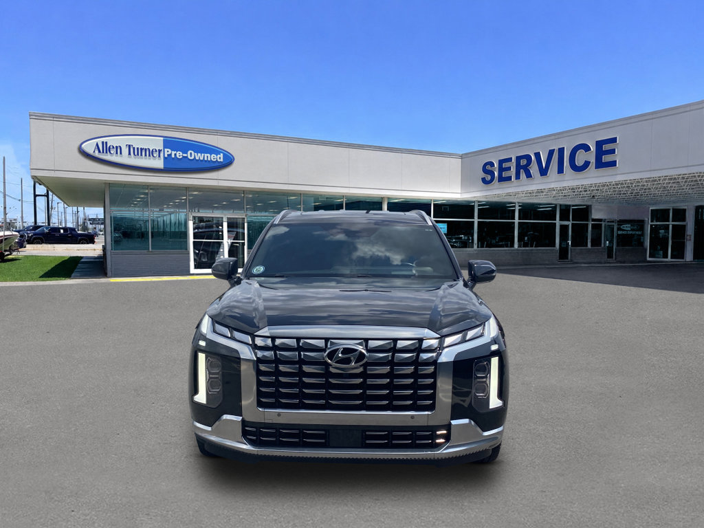 Used 2024 Hyundai Palisade Calligraphy FWD image 3