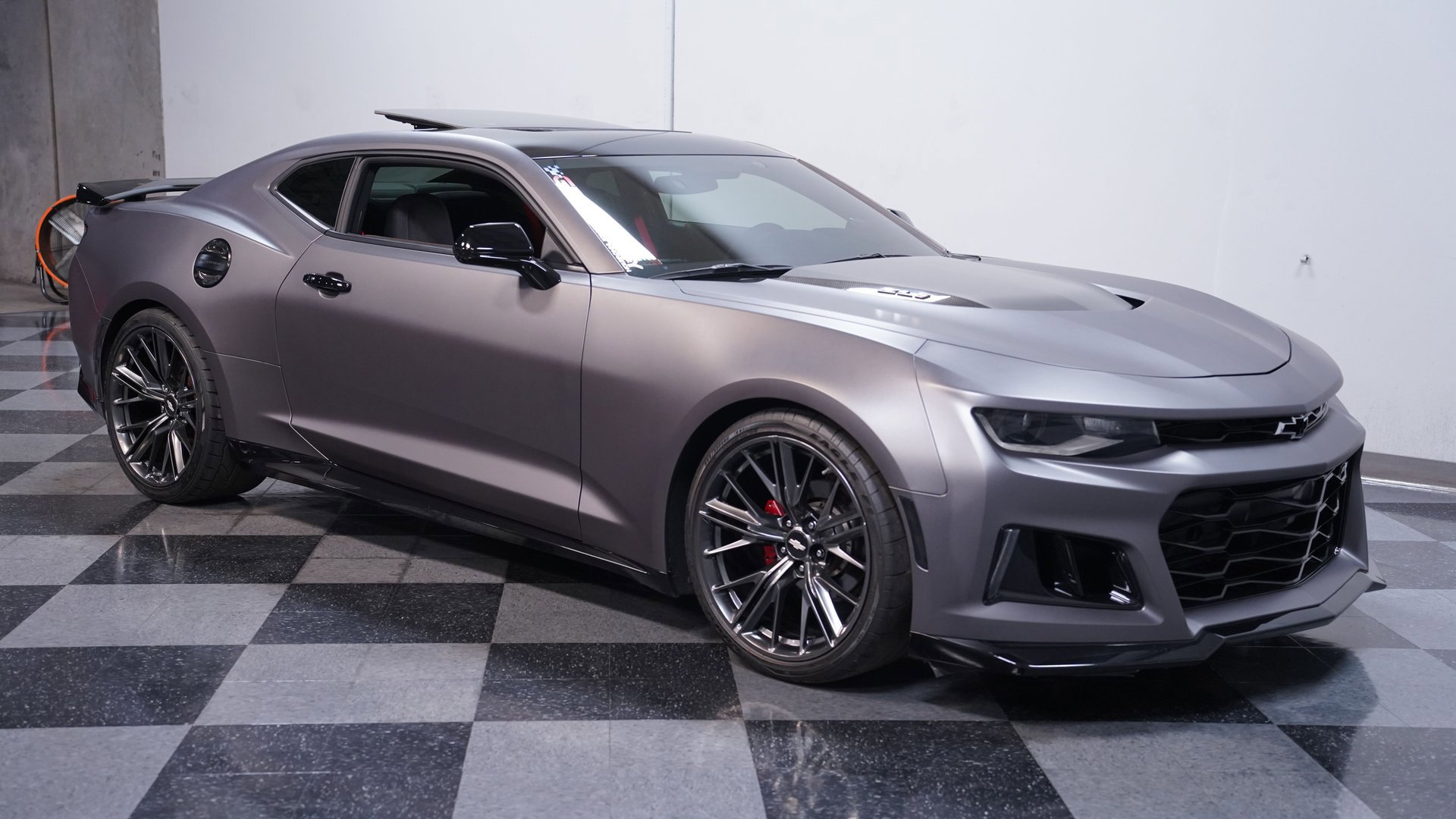 Used 2018 Chevrolet Camaro ZL1 RWD image 14