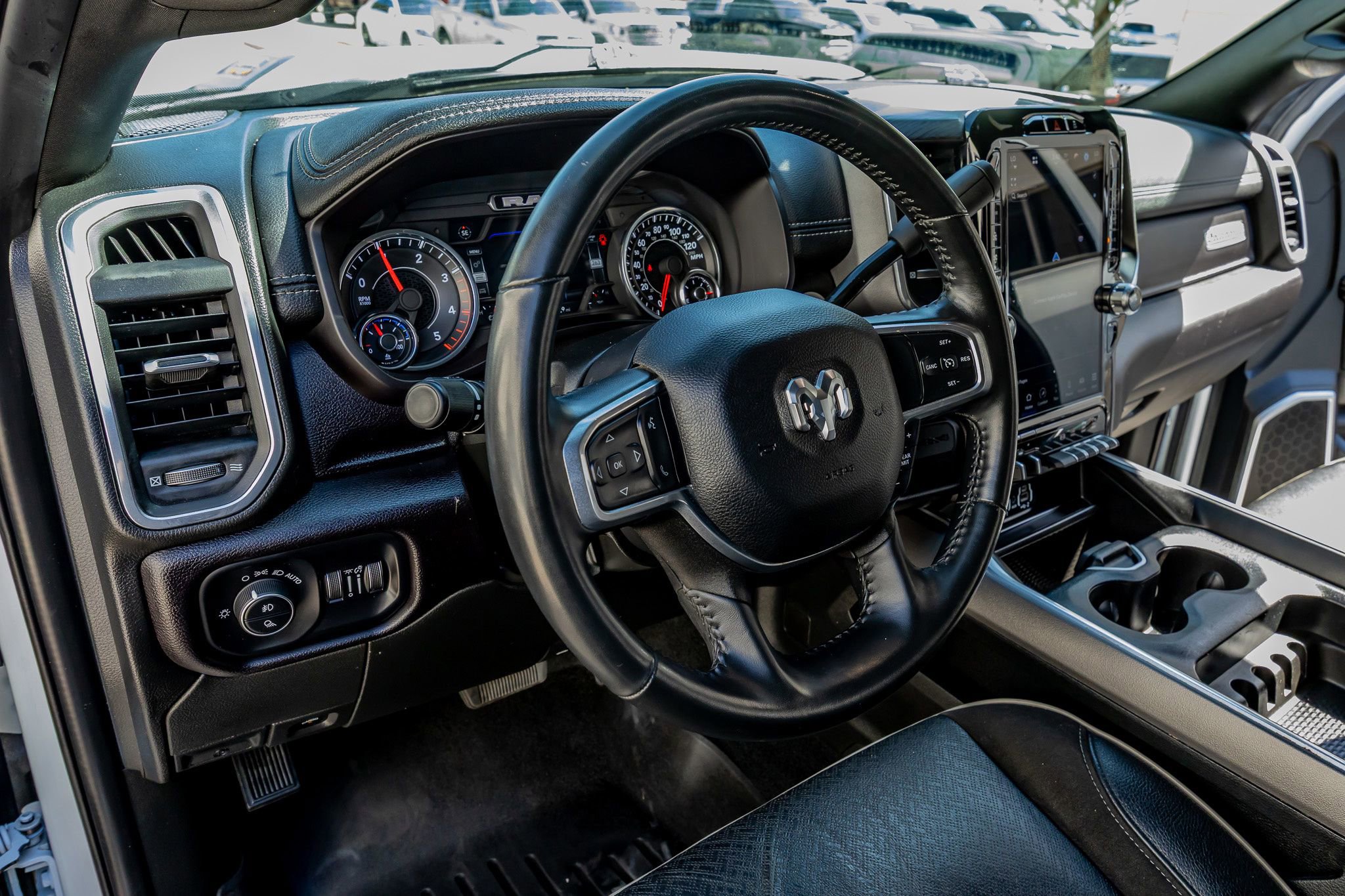 Used 2023 RAM 2500 Laramie AWD/4WD image 15