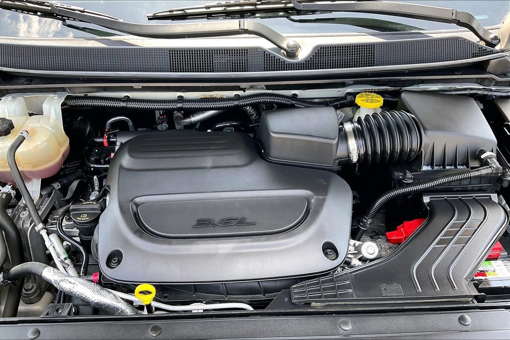 Certified 2019 Chrysler Pacifica Touring-L Plus FWD image 31