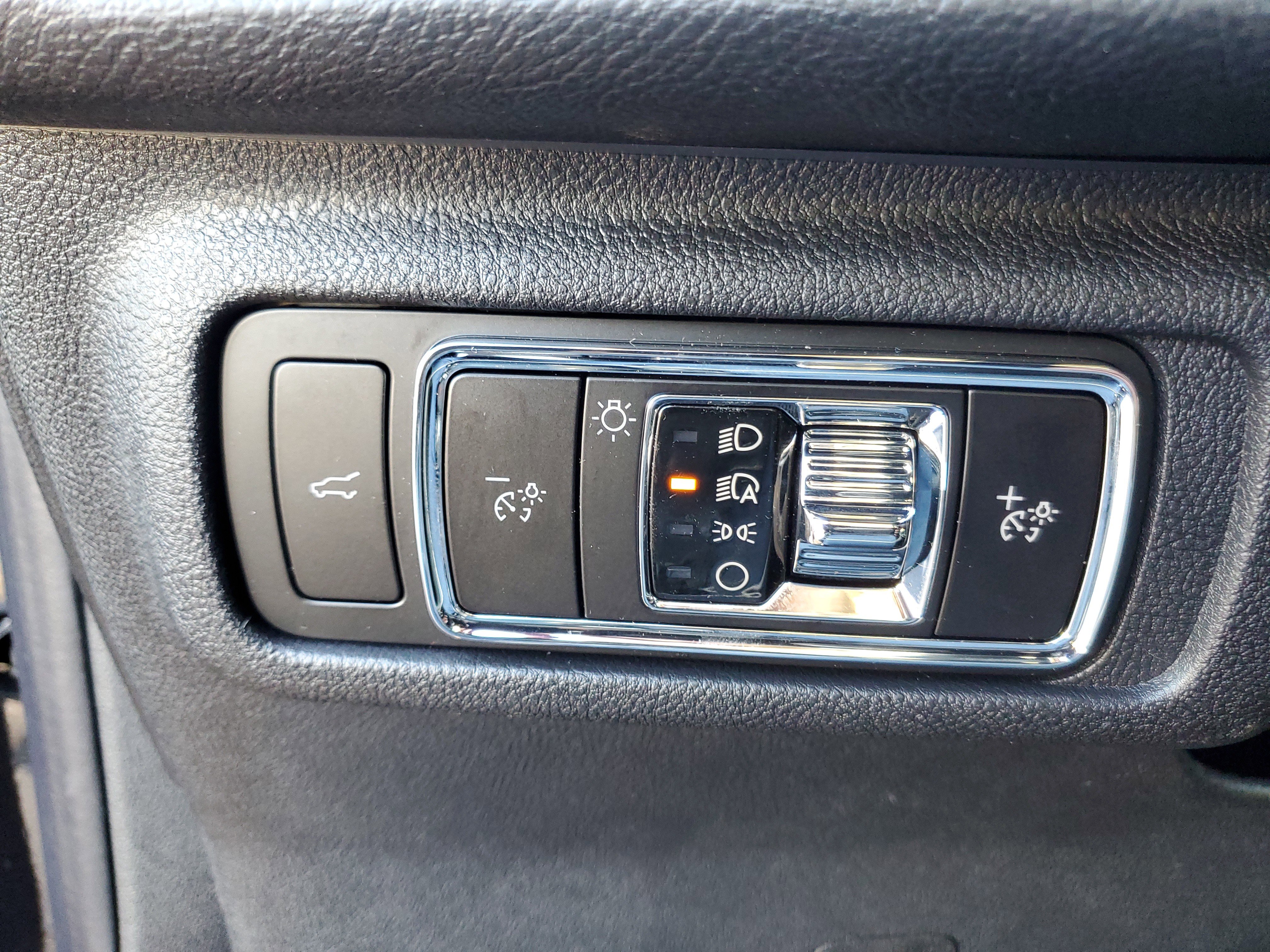 New 2026 Lincoln Corsair Premiere image 14