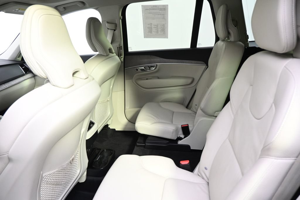 Used 2024 Volvo XC90 B6 Plus w/ Protection Package AWD/4WD image 21