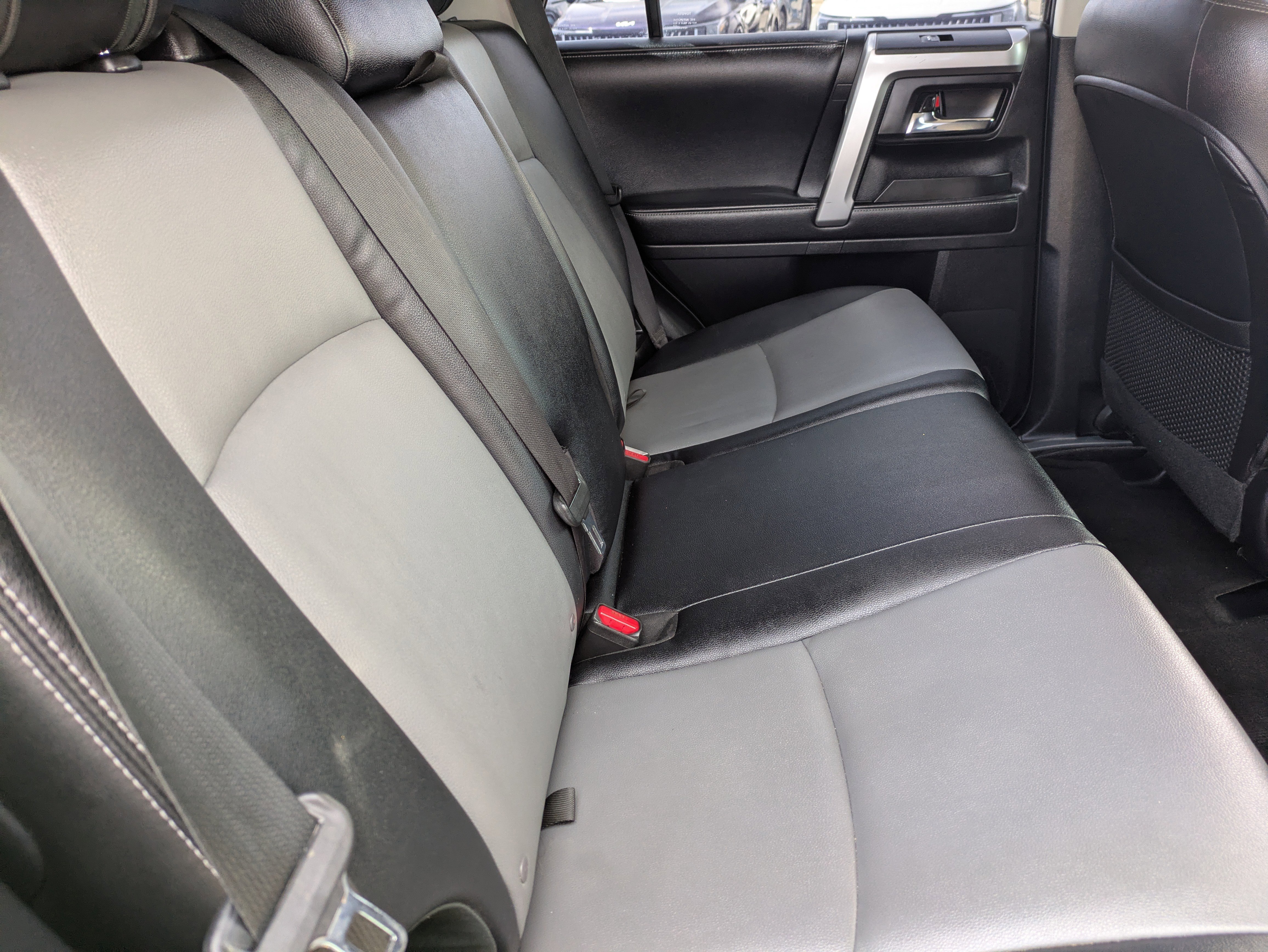 Used 2016 Toyota 4Runner SR5 image 14