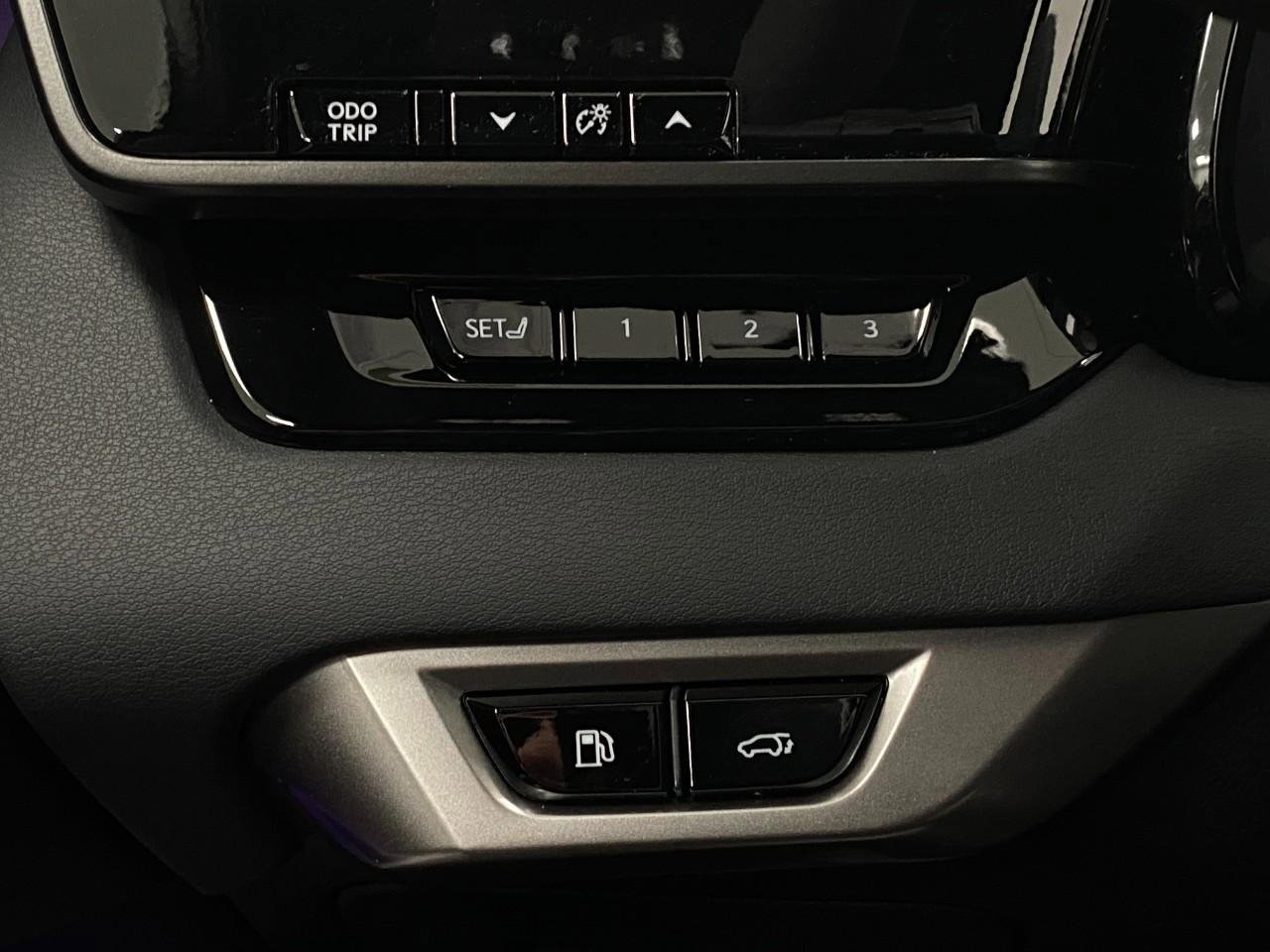 New 2025 Lexus RX 350 AWD image 14