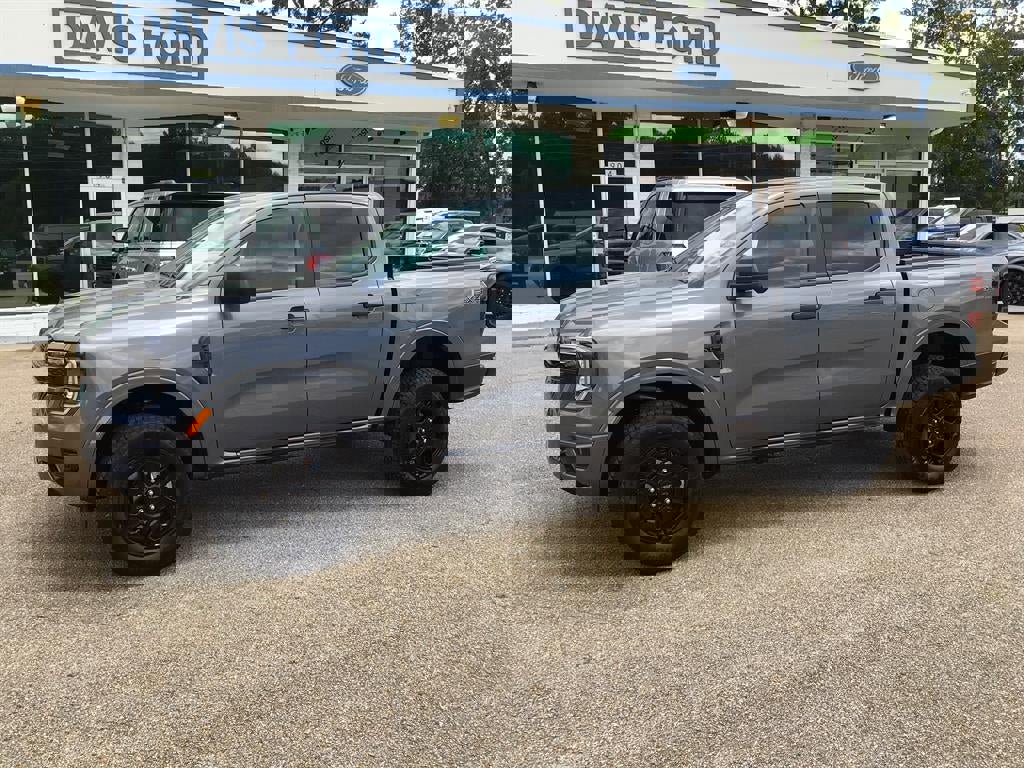 New 2025 Ford Ranger XLT w/ FX4 Off-Road Package image 5