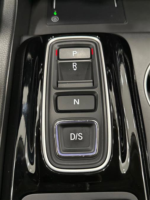 Used 2025 Honda Pilot Elite image 28