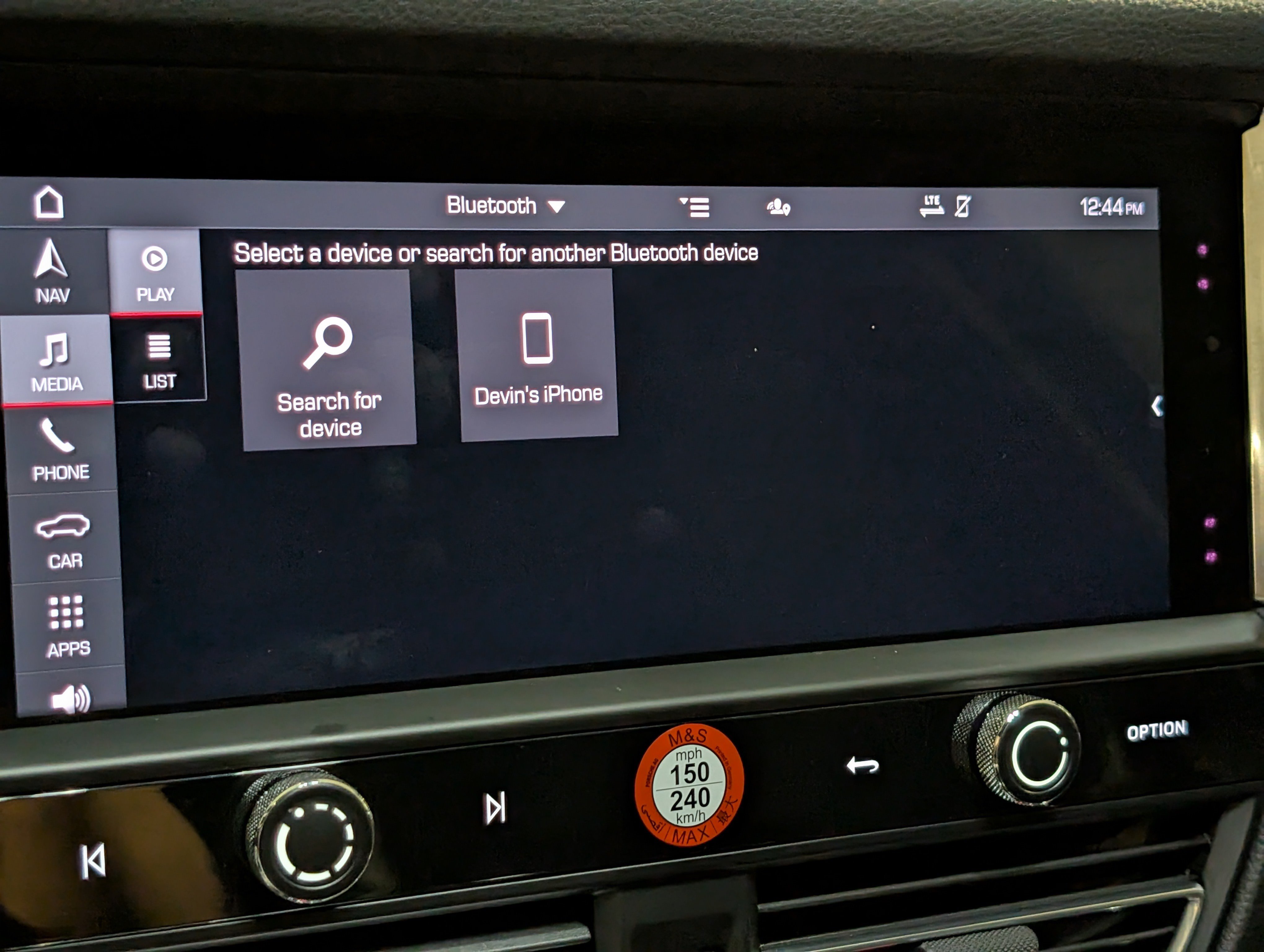 Certified 2023 Porsche Macan Turbo AWD/4WD image 35