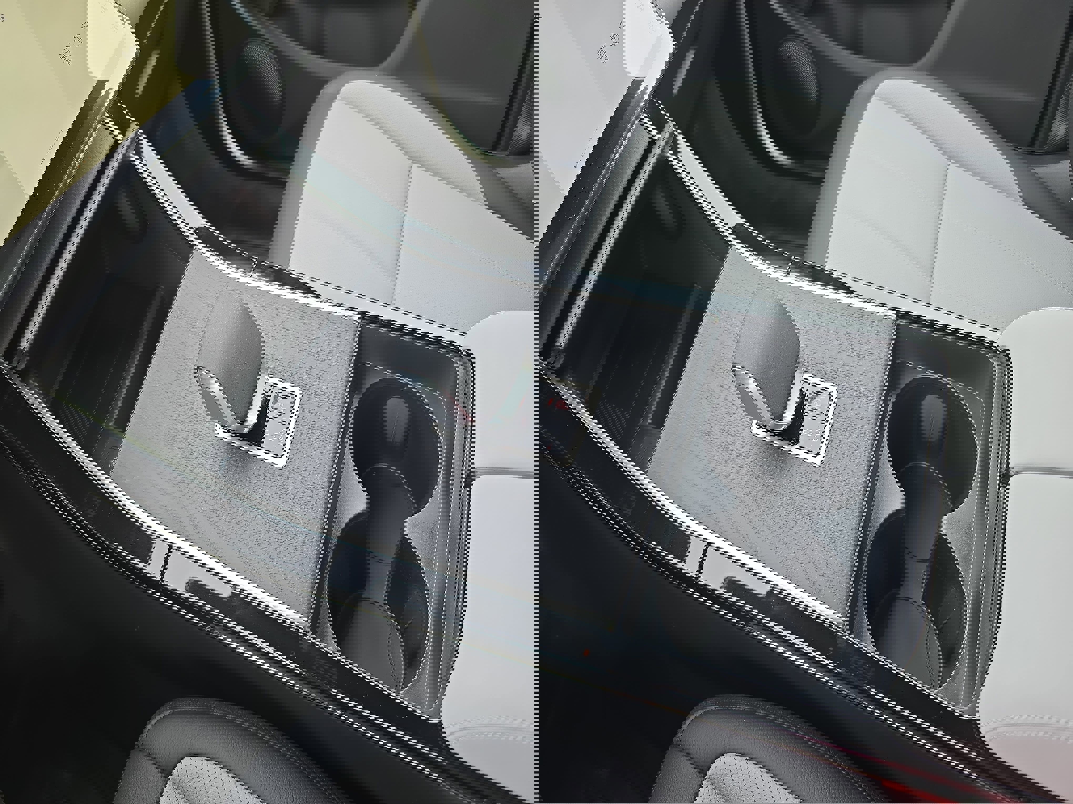 New 2026 Land Rover Range Rover Evoque Dynamic SE image 25