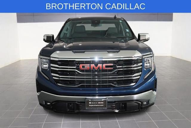 Used 2022 GMC Sierra 1500 SLT AWD/4WD image 12