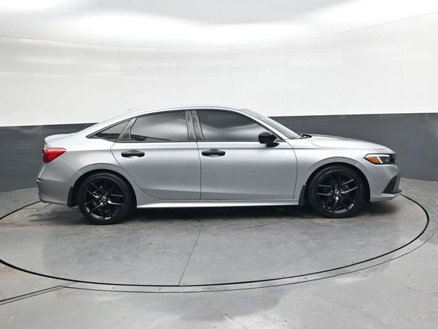 Used 2023 Honda Civic Sport image 3