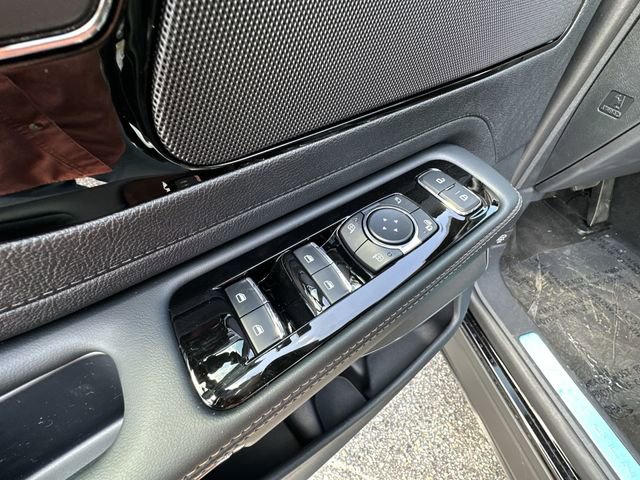 New 2025 Lincoln Aviator 2WD w/ Equipment Group 101A image 13