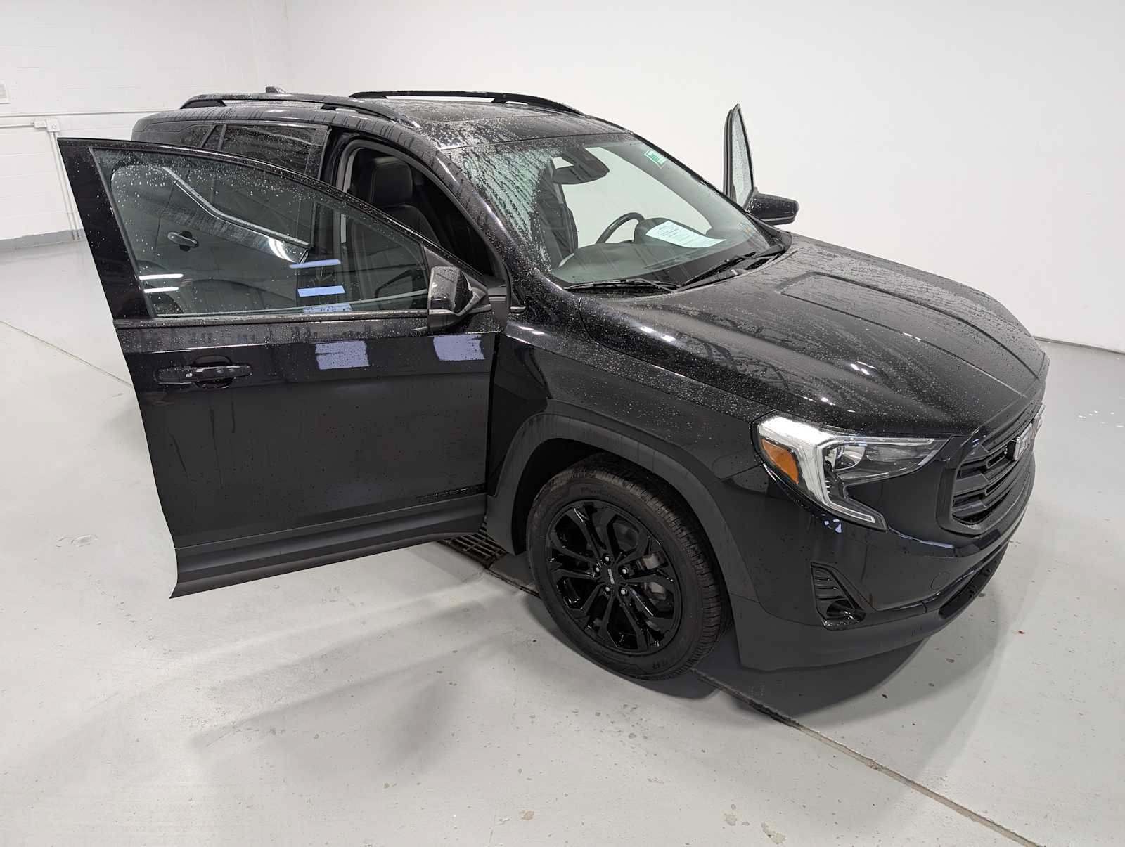 Certified 2021 GMC Terrain SLT w/ Elevation Edition AWD/4WD image 16